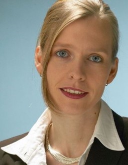 Professor Jutta Knopf