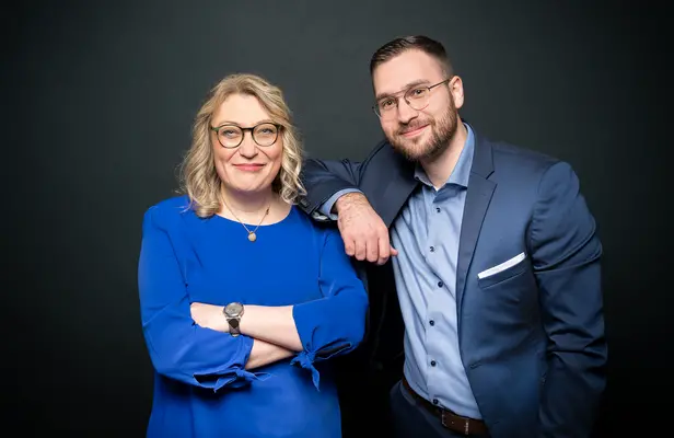 Marion Bathke und Daniel Birich, bigguban GmbH Abgebildet sind Marion Bathke, linke, und Daniel Birich, rechts, die Gründer*innen der bigguban GmbH.