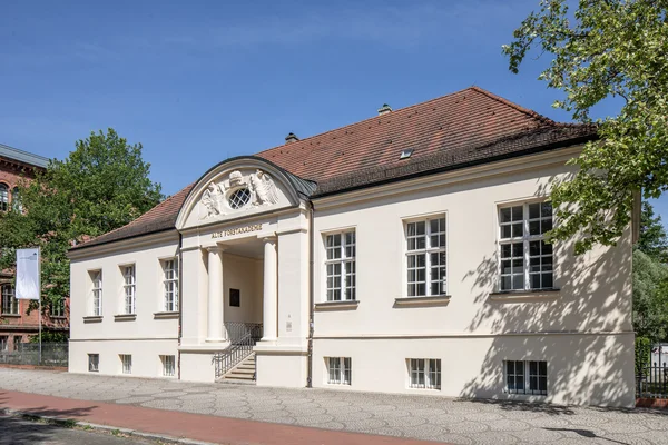Old Forestry Academy ("Alte Forstakademie") on the HNEE city campus Ein Haus aus dem 18. Jahrhundert
