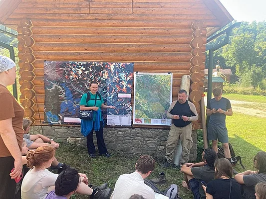 Explanations by Dr V. Pokynchereda