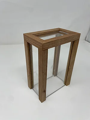 Minivitrine aus modifizierter Buche