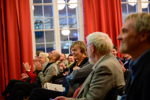 Last Lecture – Prof. Dr. Vera Luthardt Last Lecture – Prof. Dr. Vera Luthardt