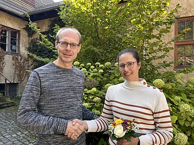 Prof.in Dr. Eva-Maria Saliu mit Prof. Dr.-Ing. Alexander Pfriem