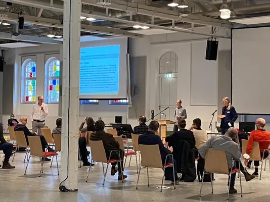 Internal structural reform of the HNEE Eines von vielen Austausch- und Abstimmungsrunden im Rahmen der Binnenstrukturreform.